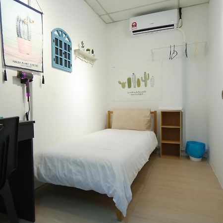 G Traveler Accommodation Homes 居旅舍 Кота Дамансара Екстериор снимка