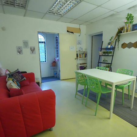 G Traveler Accommodation Homes 居旅舍 Кота Дамансара Екстериор снимка
